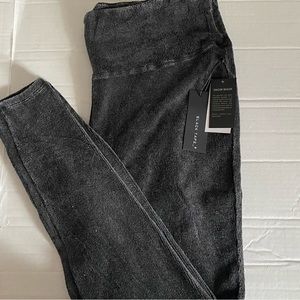BLACK TAPE BLACK WASH PANT SIZE X INSEAM 28”
